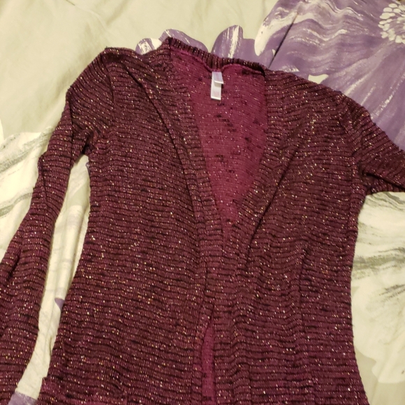 Cardigan - Picture 2 of 4